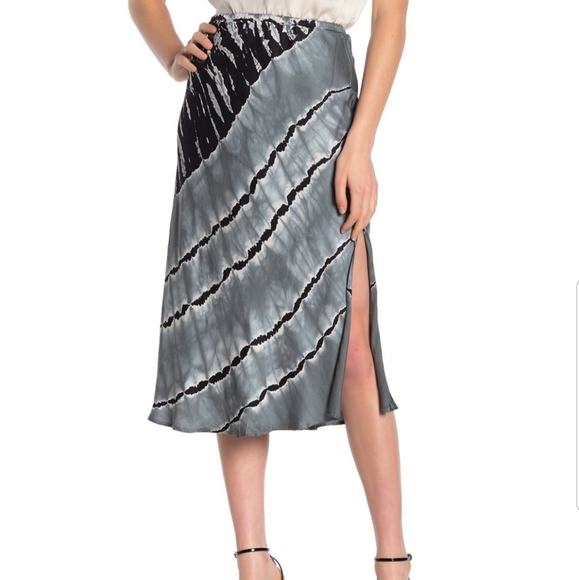 Young Fabulous & Broke Dresses & Skirts - Young, Fabulous & Broke Felicity Skirt size XS